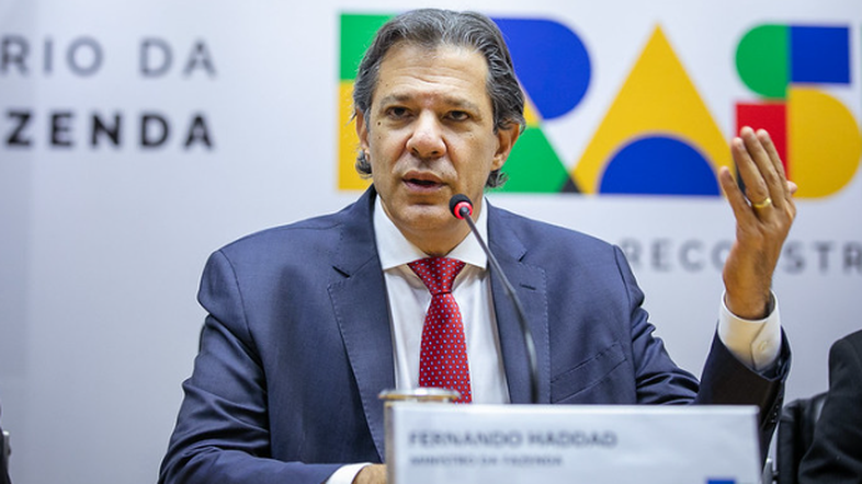 Haddad: Pedido dos líderes é para enviar PL da tributária na quarta-feira