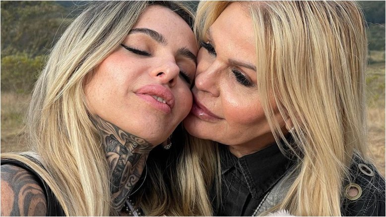 Monique Evans relembra descoberta da bissexualidade e dá detalhes do casamento