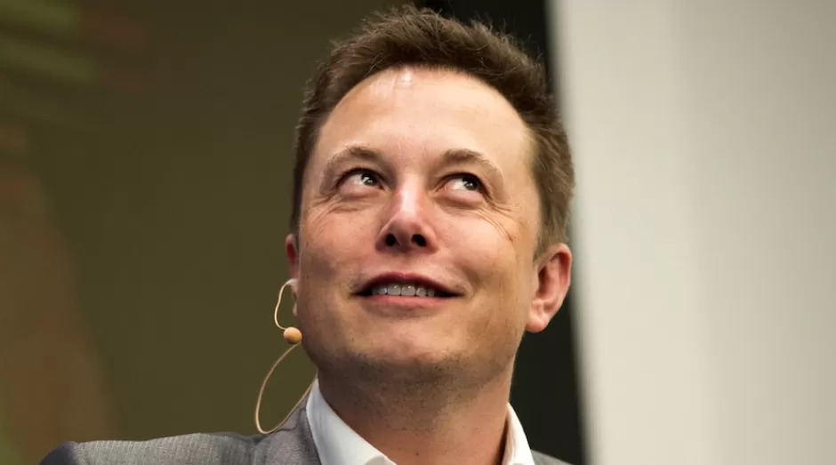 Musk faz uso de LSD e ketamina, colocando empresas em perigo diante de investidores, diz jornal