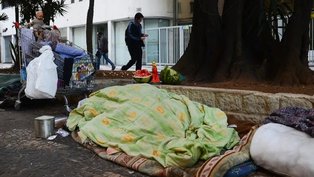 População de rua no Brasil cresceu 10 vezes na última década e passa dos 227 mil, diz Ipea