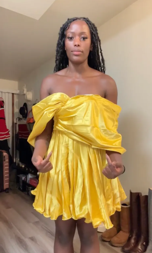 Mulher encomenda um vestido online e se surpreende com o vestido que recebeu