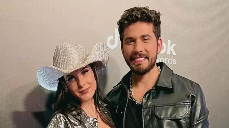 Ana Castela e Gustavo Mioto reataram o namoro pela segunda vez no início deste mês