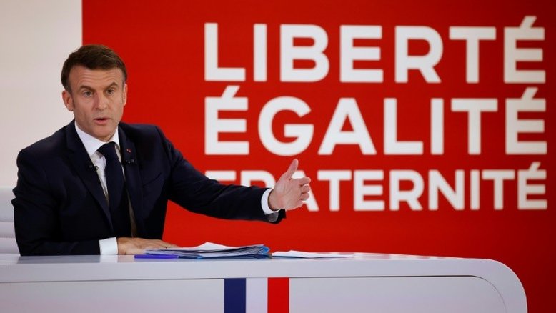 Macron apresenta plano baseado na 'ordem' para impulsionar seu mandato