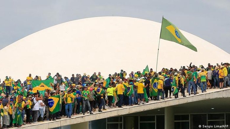 Qual foi o impacto do 8 de janeiro para Lula, STF e Bolsonaro