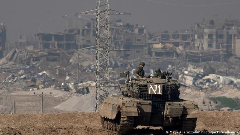 Estratégia de Netanyahu em Gaza é questionada por membro do próprio governo