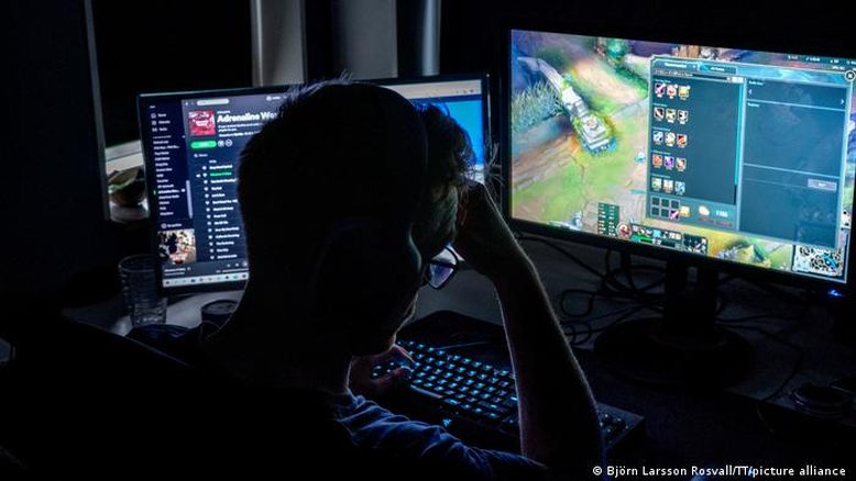 Como extremistas usam games para espalhar ódio