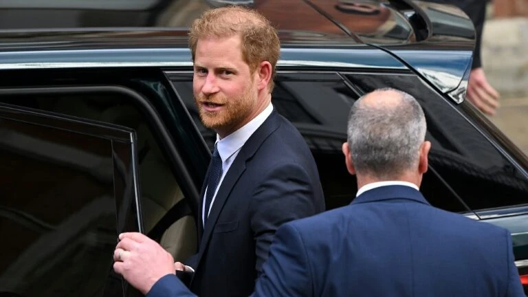 Visita de Príncipe Harry a Rei Charles III pode indicar uma reaproximação?
