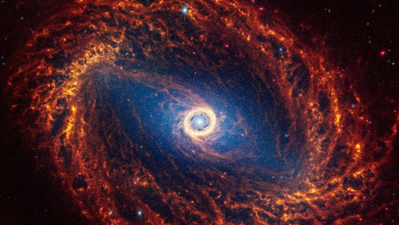 Telescópio Webb captura imagens 'espantosas' de 19 galáxias espirais