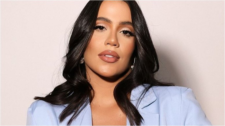 Influenciadora Karine Carrijo revela que perdeu o filho na reta final da gestação