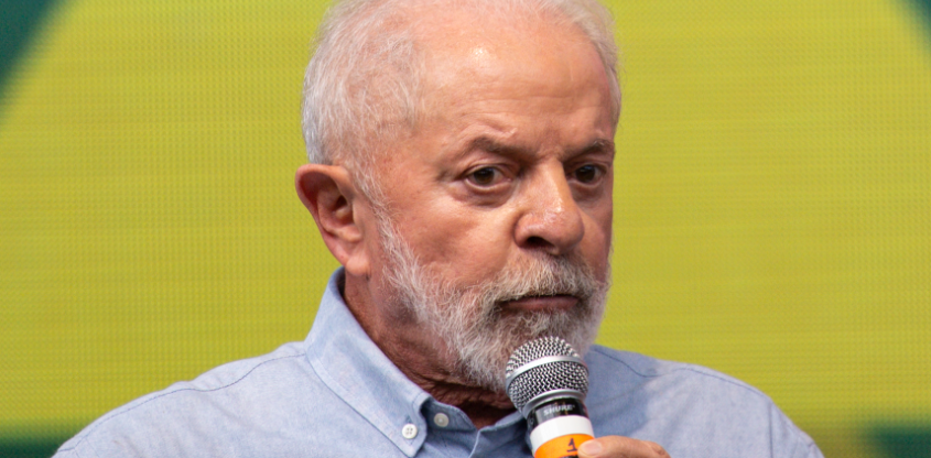 Lula diz que só não seria reeleito contra Bolsonaro se fosse incompetente