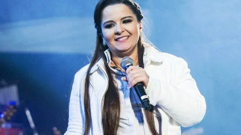 Maiara, da dupla com Maraísa, é criticada por show em SC: 