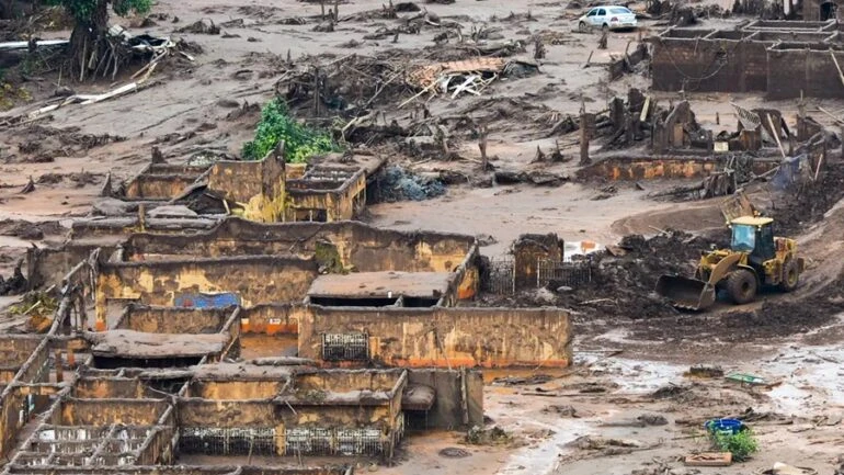 Desastre de Mariana: começa julgamento na Inglaterra contra Vale e BHP e vítimas exigem R$ 230 bi