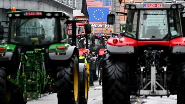 União Europeia estuda simplificar política agrícola após novos protestos