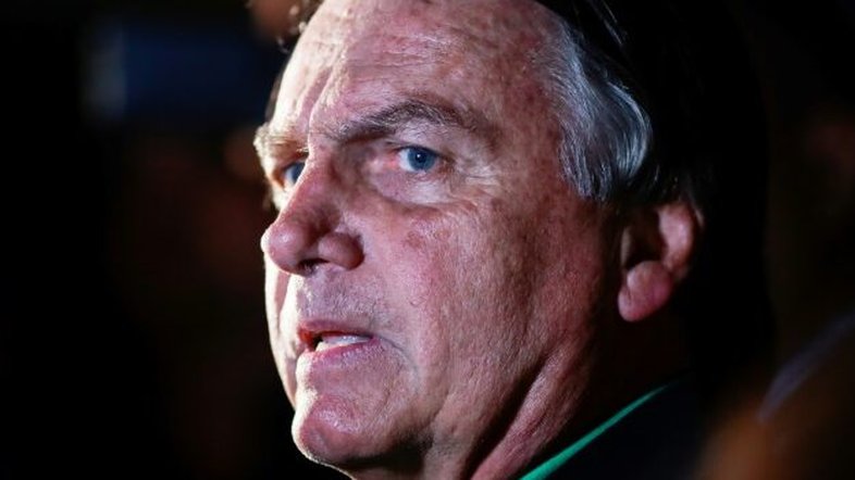 Agentes da PF irão aos EUA investigar venda de joias recebidas por Bolsonaro na Presidência