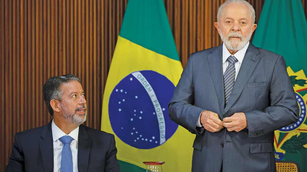 Lula assume o comando na briga com Lira. Ou será que ainda não?
