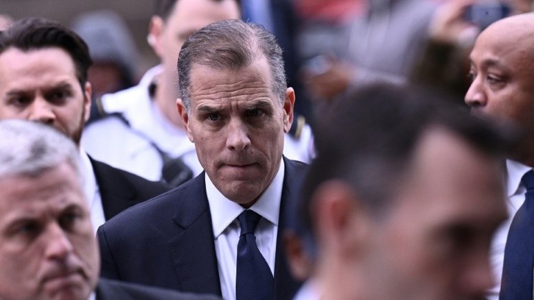 Filho de Joe Biden é condenado por portar arma de fogo enquanto era usuário de drogas