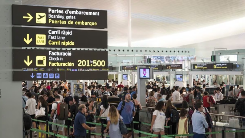 Vazamento de radioativo em avião deixa aeroporto em alerta e passageiros presos