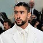 Famoso aplicativo de namoro gay elege Pedro Pascal como homem mais 'quente' do mundo; confira a lista completa 8 Famoso aplicativo de namoro gay elege Pedro Pascal como homem mais 'quente' do mundo; confira a lista completa