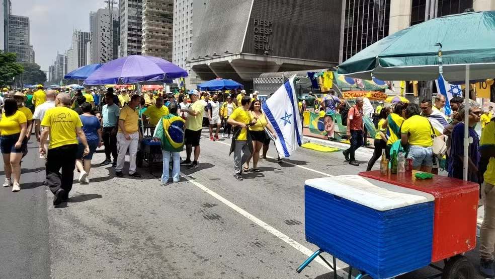 Pentagrama aparece em bandeira de Israel usada em ato de Bolsonaro; entenda