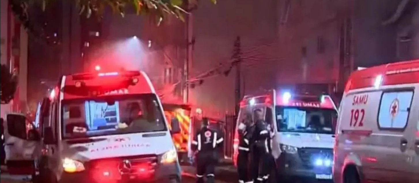 Apartamento pega fogo em Campinas após explosões e bombeiros fazem resgate de rapel