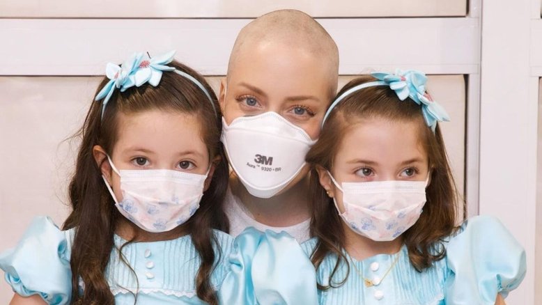 Fabiana Justus e as filhas, Chiara e Sienna