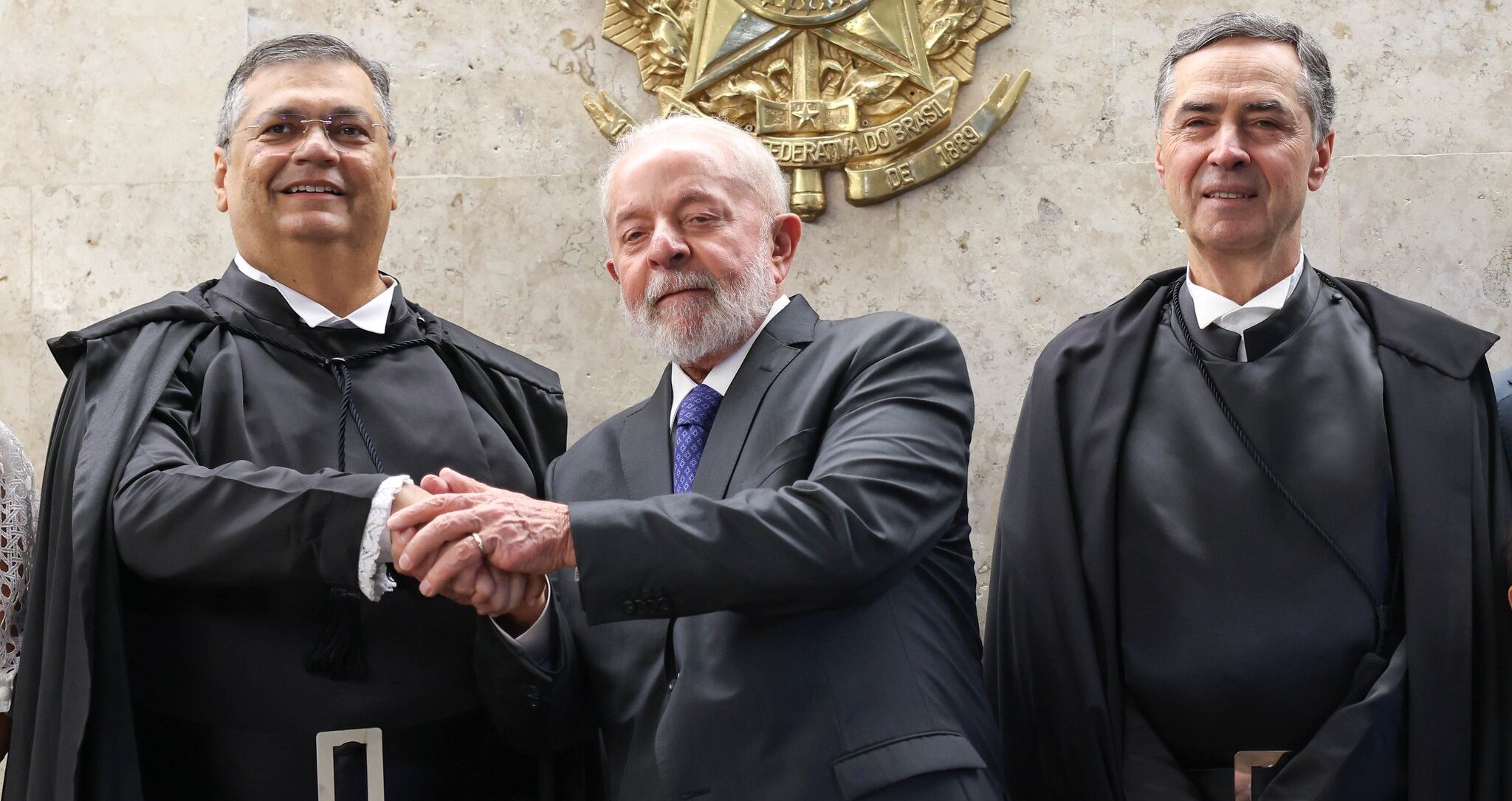 Flávio Dino toma posse como ministro do STF