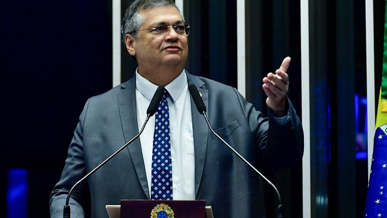 AGU pede revisão de parte da decisão de Dino que liberou emendas