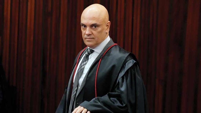Alexandre de Moraes é aprovado por banca como professor titular da USP