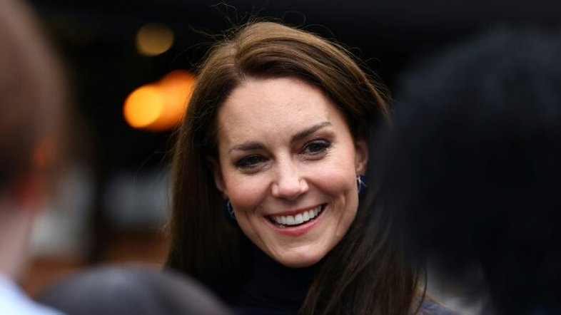 Princesa Kate é vista pela primeira vez desde hospitalização