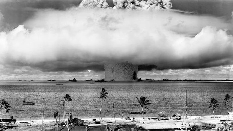 Vítimas de teste nuclear dos EUA seguem sem reparação