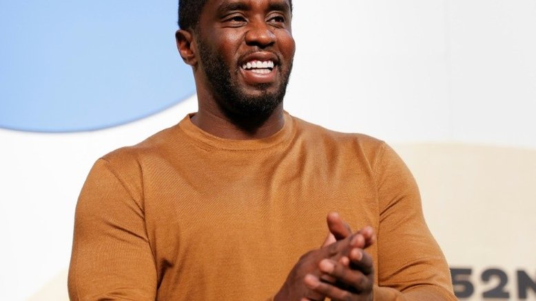 Autoridades realizam buscas em mansões do rapper Diddy nos EUA