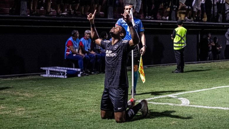 Botafogo elimina Red Bull Bragantino e garante vaga na fase de grupos da Libertadores