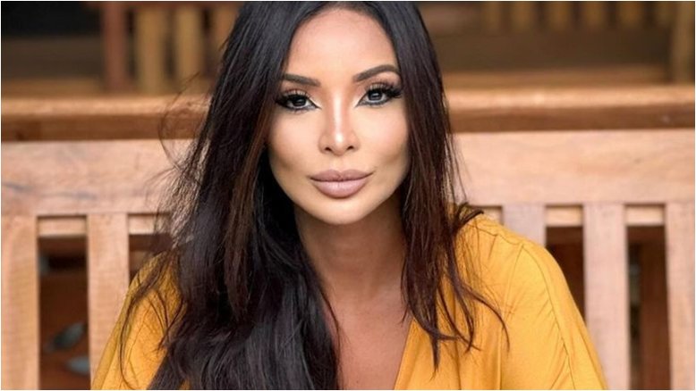 Carol Nakamura revela susto com 'chip da beleza': 'Achei que estava esperando um filho'