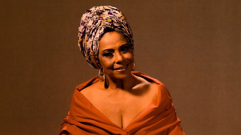 A cantora Eliana Pittman