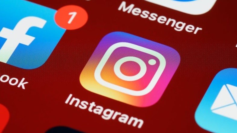 Dona do Instagram diz que resolveu 'problema' e pede desculpas por instabilidade
