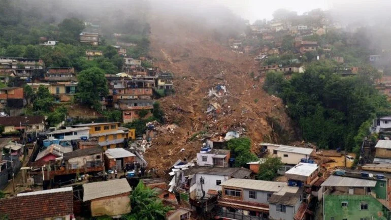 Temporal deixa ao menos seis mortos no sudeste do Brasil