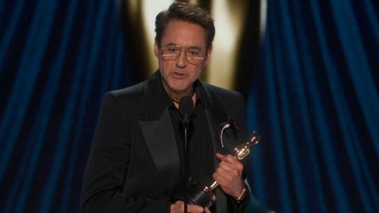 Robert Downey Jr. ganha o Oscar de Melhor ator coadjuvante