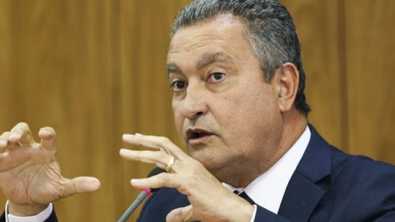 Rui Costa critica mercado e vê tentativa de desestabilizar o governo