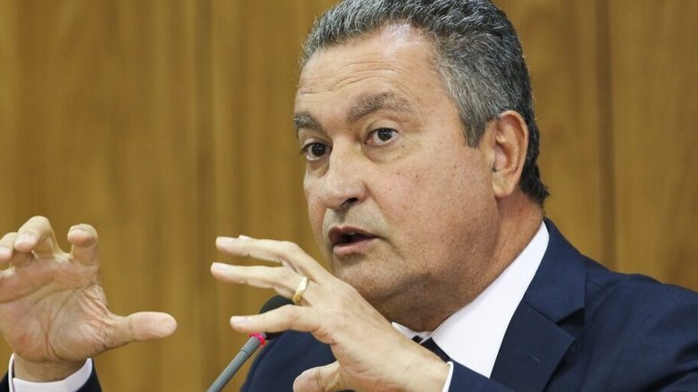 Rui Costa critica mercado e vê tentativa de desestabilizar o governo