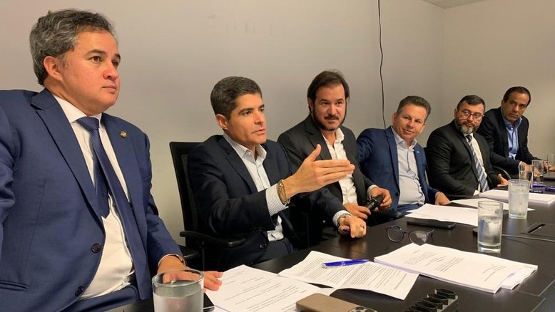 União Brasil aprova requerimento para afastamento e expulsão de Luciano Bivar
