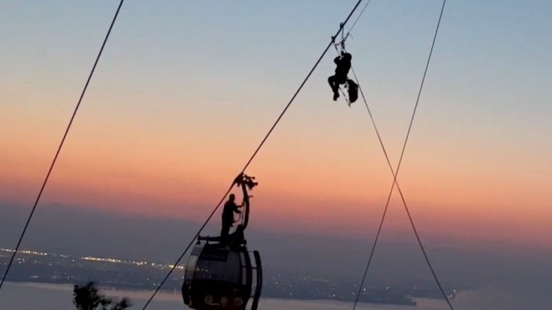 Operação resgata mais de 170 pessoas após acidente em teleférico na Turquia