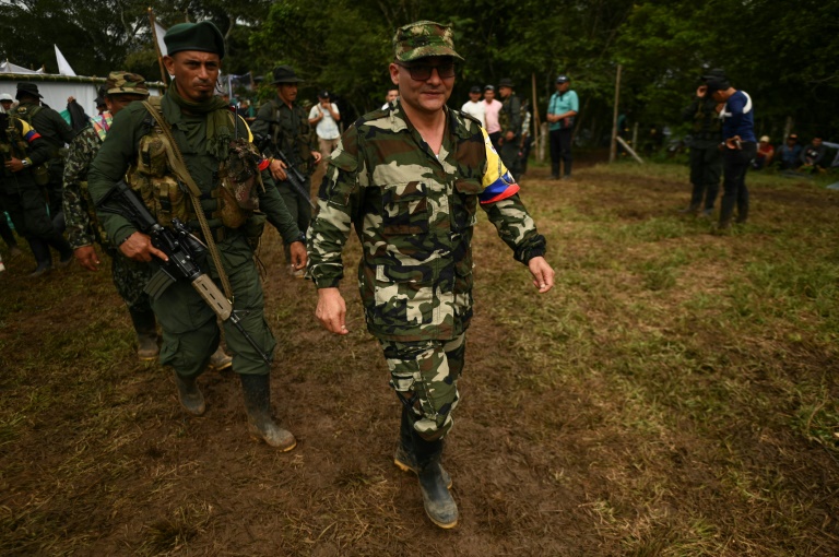 Por que é difícil negociar com dissidentes das Farc na Colômbia?