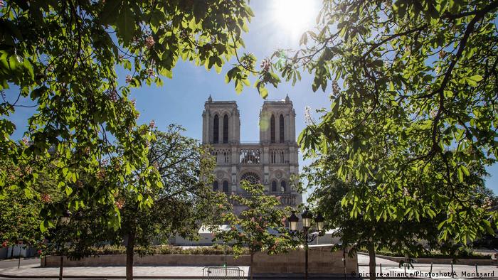 Como está a reconstrução de Notre Dame