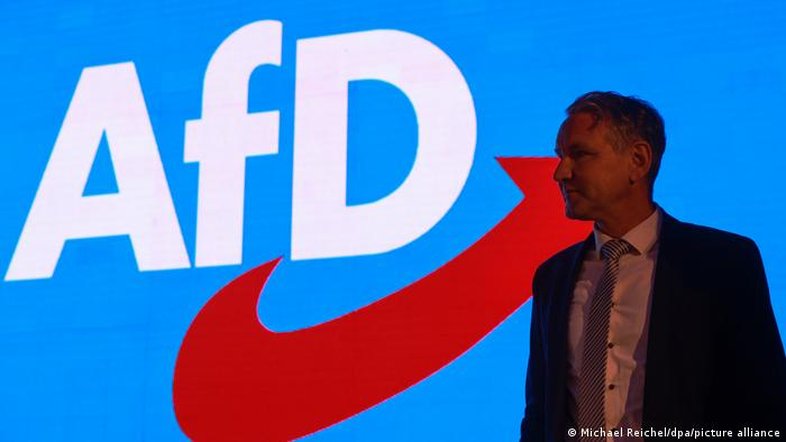 Björn Höcke, um "fascista" alemão no banco dos réus