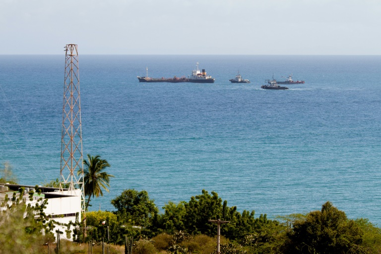 EUA decidem se reativam as sanções petrolíferas contra Venezuela por bloqueio à oposição