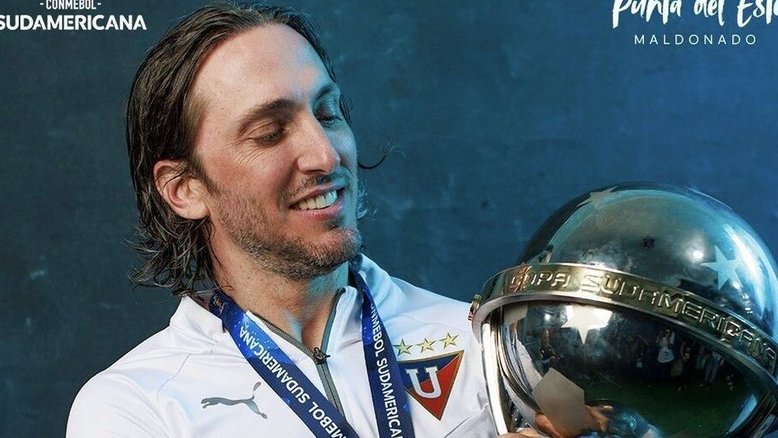 São Paulo se aproxima de acerto com o técnico argentino Luis Zubeldía, ex-LDU