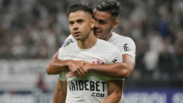 Romero faz história, Corinthians atropela Nacional e vence a 1ª na Sul-Americana