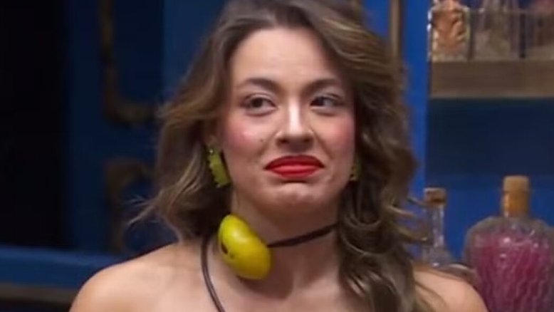 Beatriz, do 'BBB24', conta que ainda não beijou na boca depois do reality: 'Sou mais tímida'