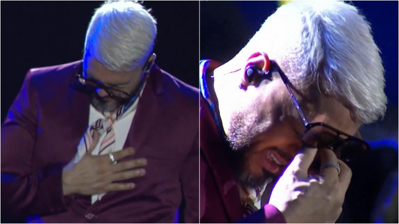 Belo vai às lágrimas durante show de 30 anos do Soweto, em São Paulo