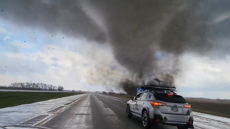 Tornado atingiu o estado americano de Nebraska